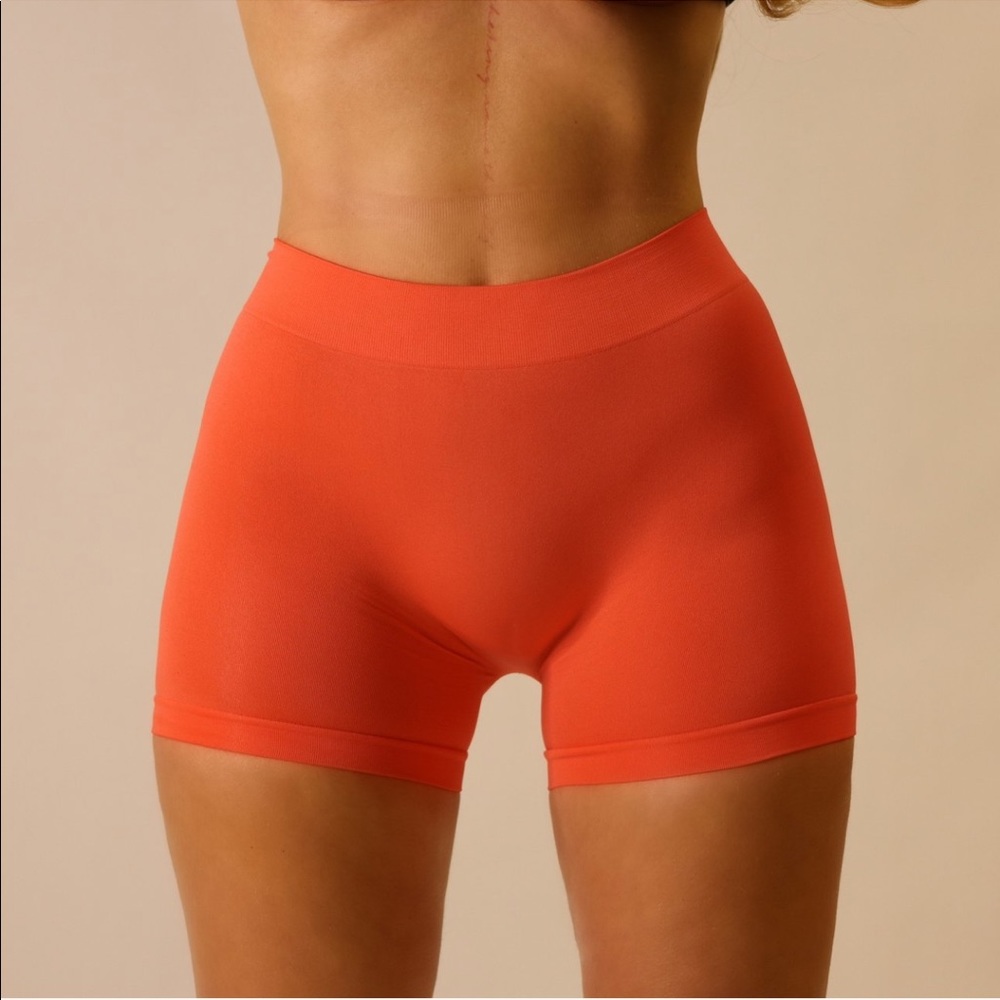 🆕 Naturyl Basic Booty Shorts Sunrise